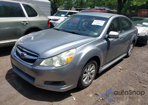 2010 Subaru Legacy 2.5I Premium из США, поврежденный, VIN 4S3BMCC63A3238505